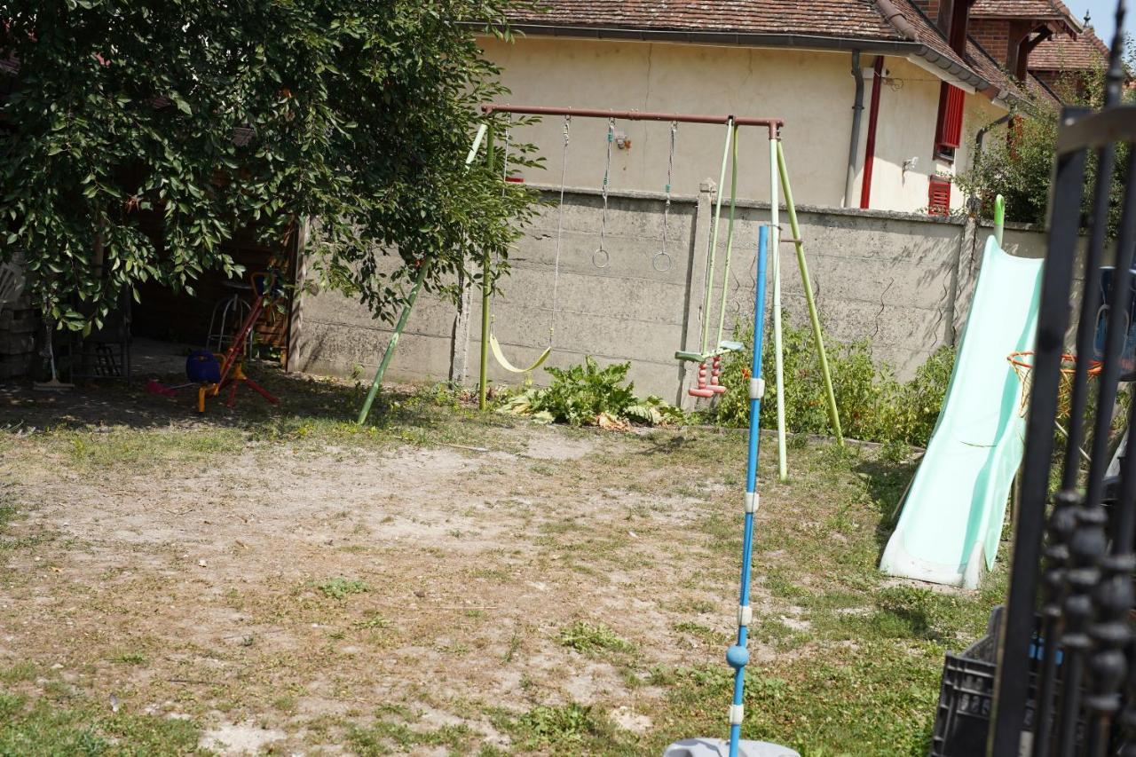 Logement Cosy Avec Stationnement Gratuit Troyes Dış mekan fotoğraf